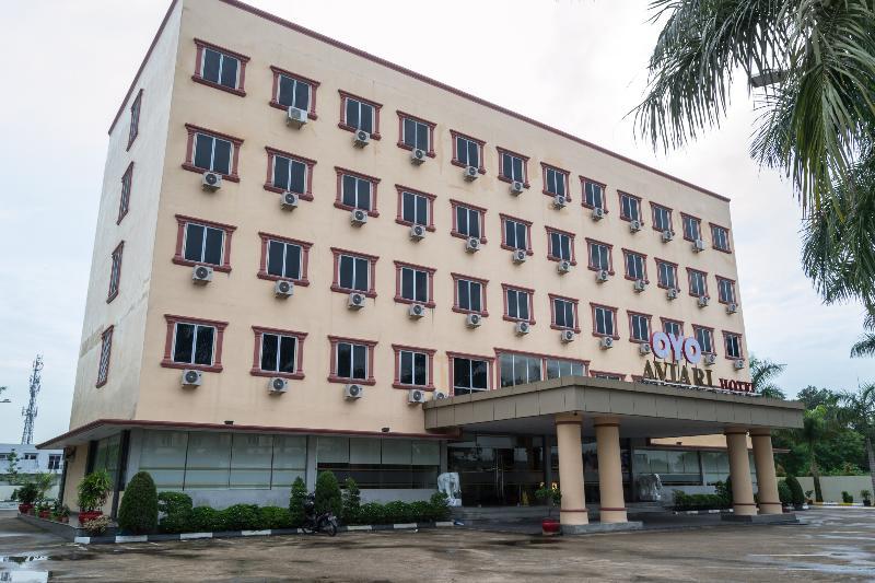 Aviari Hotel Batam Exterior foto